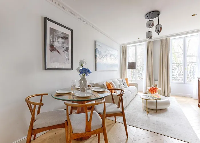 Stunning 1 Bedroom For 4 Near Montparnasse Paris